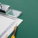作品サイズが自由自在！紙の裁断承ります